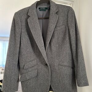 Grey tweed Ralph Lauren blazer single breasted size 10.  Excellent condition.